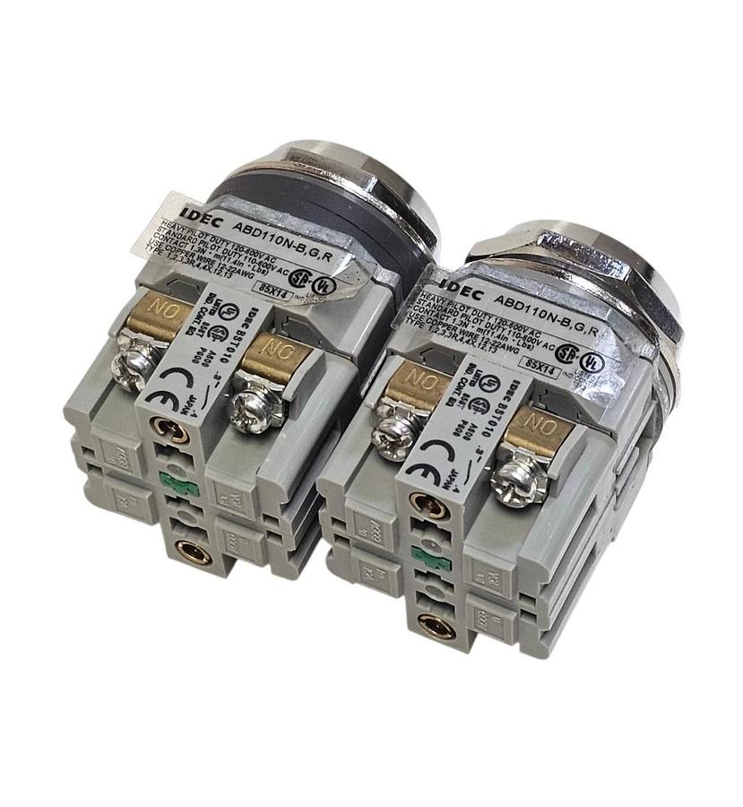 LOT OF 2 IDEC ABD110N-B.G.R PUSHBUTTONS GREEN CAPS FLUSH