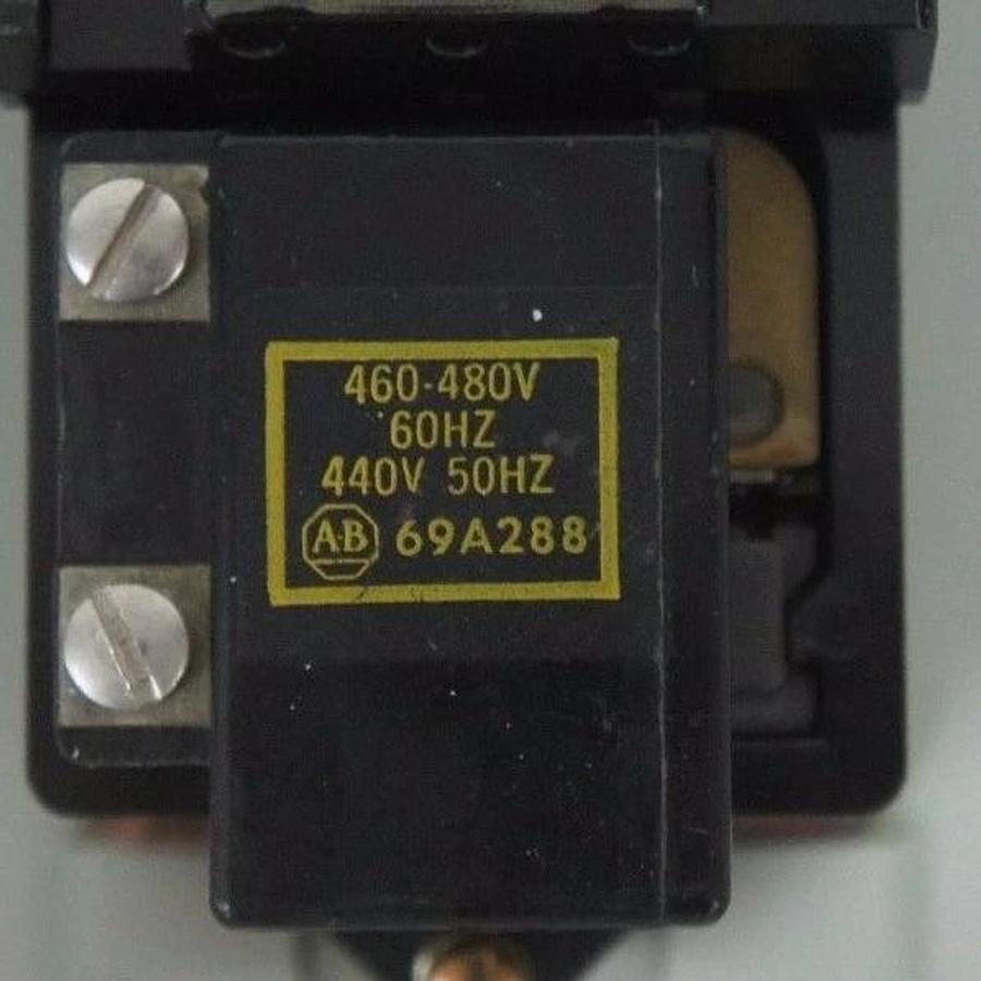 Used ALLEN BRADLEY 50O-T0B93 CONTACTOR W/ 69A288 COIL & ENCLOSURE
