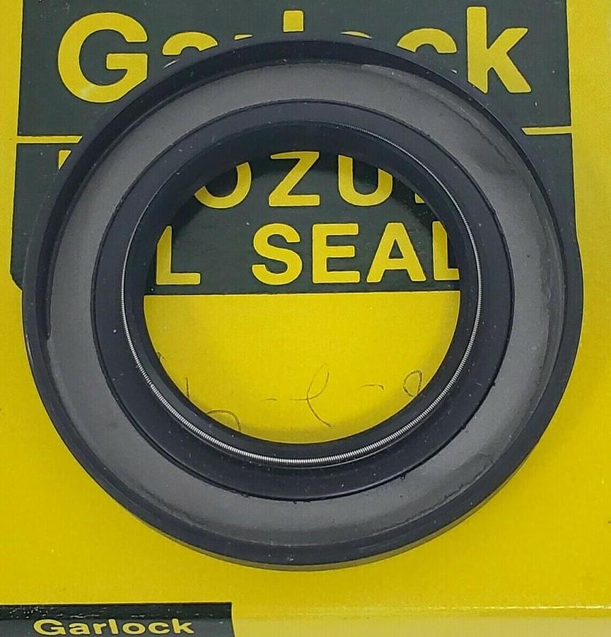 LOT OF 2 NIB GARLOCK 94X8004 OIL SEALS 1.766X2.95X.312