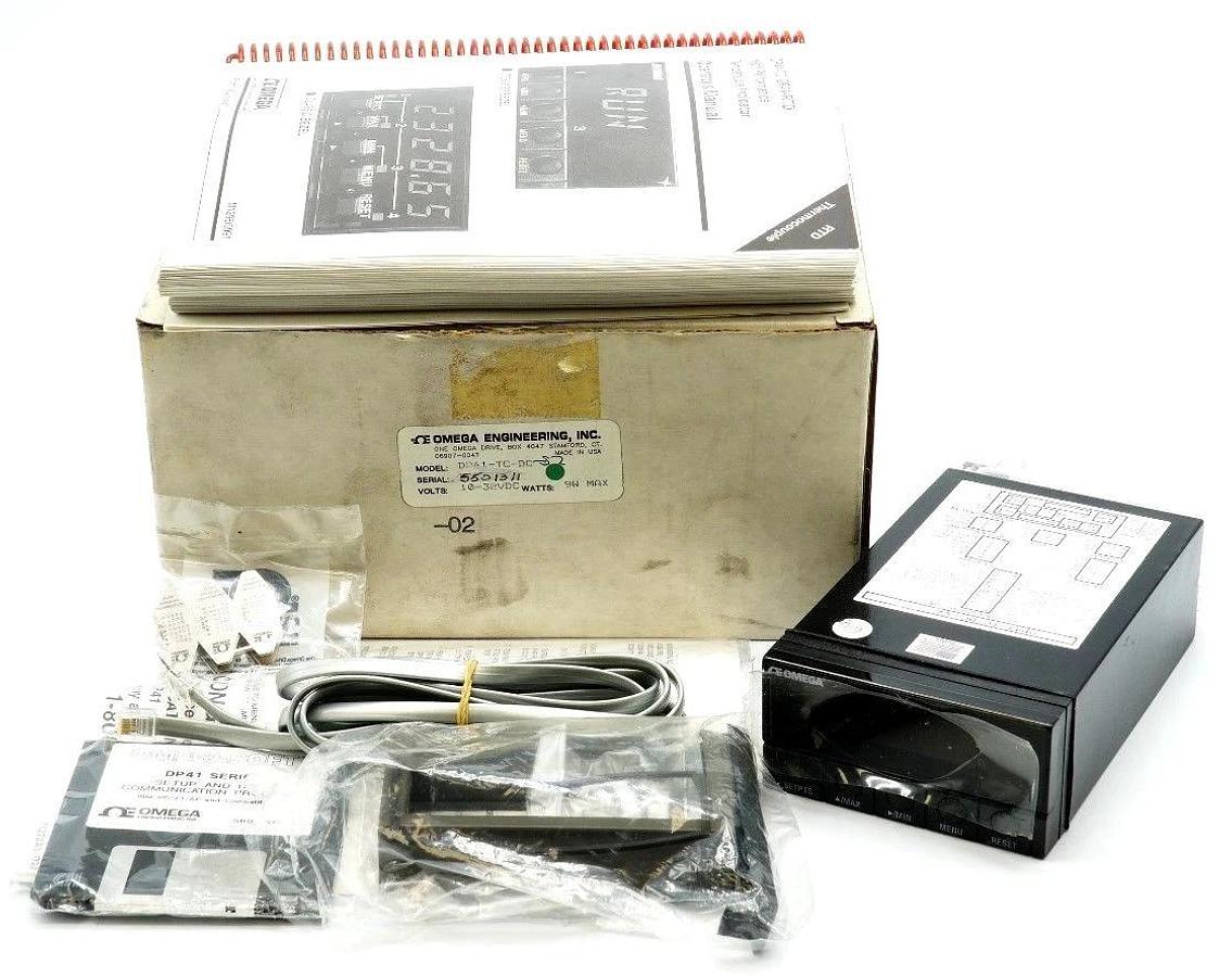 NIB OMEGA DP41-TC-DC-S2 HIGH PERFORMANCE TEMPERATURE INDICATIOR DP41TCDCS2