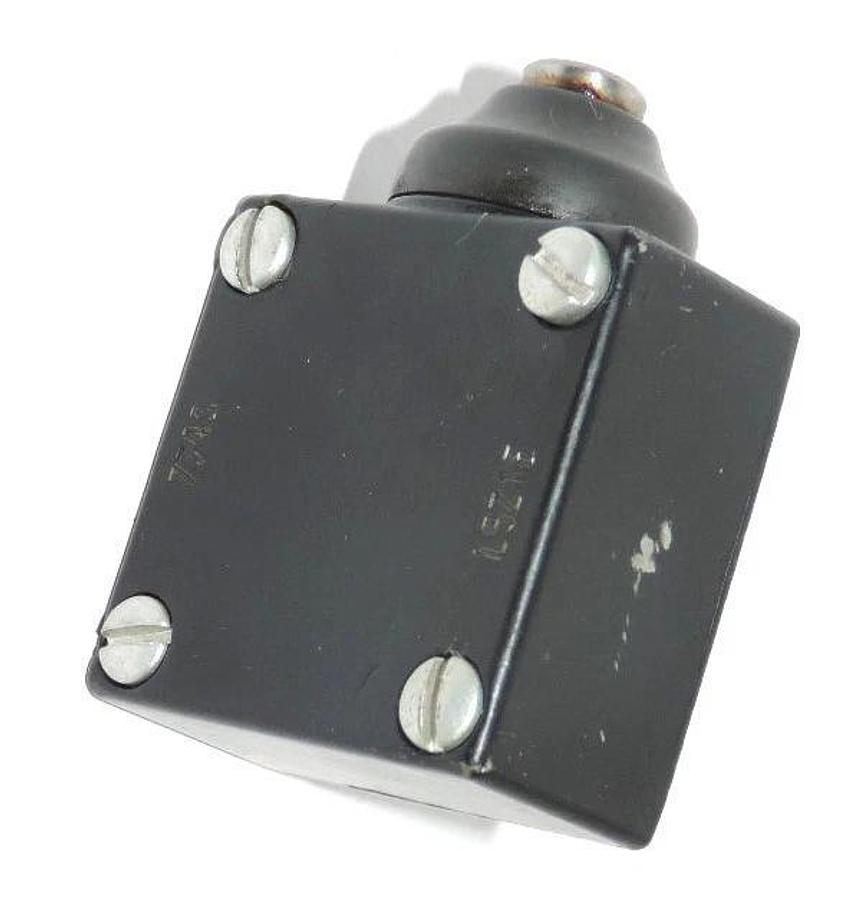 Used HONEYWELL LSZ-1E PLUNGER LIMIT SWITCH LSZ1E