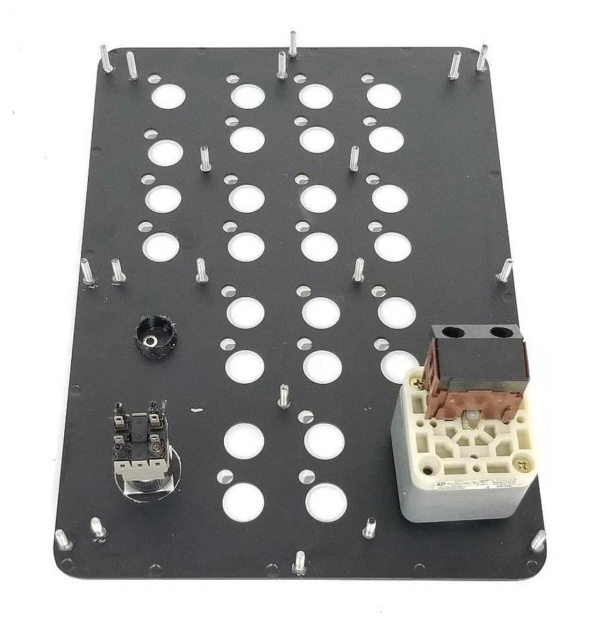 Used FUJI ELECTRIC 8436331E KEYPAD CONTROLLER MEMBRANE ONLY W/ AH30-V , AH164-P3