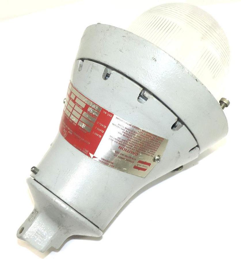 Used CROUSE HINDS EVA-201 LIGHT INCAND HAZ LOC CLASS1 GROUP-CD 200W/250V, EVA201