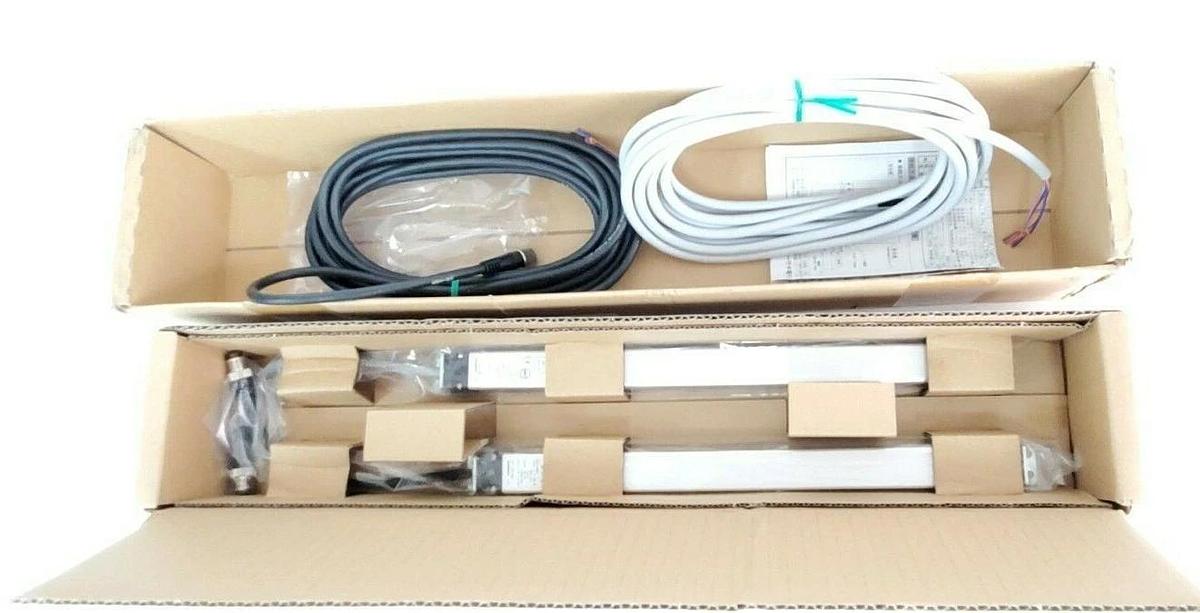 Used NIB TAKENAKA LTD TAKEX SS40-T8 LIGHT CURTAIN SET SS40T8, SS40-TL8, SS40-TR8