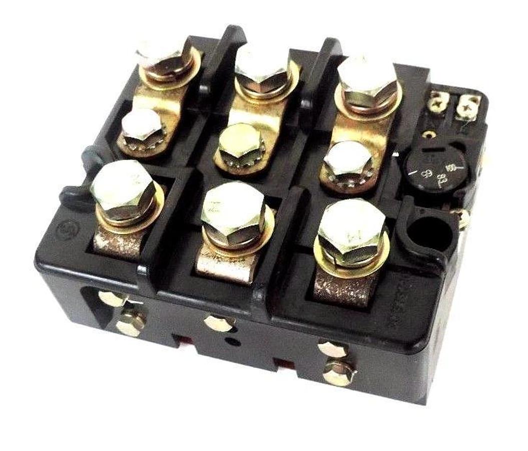Used FUJI ELECTRIC RC3737-10 OVERLOAD RELAY RC373710 (DAMAGED)