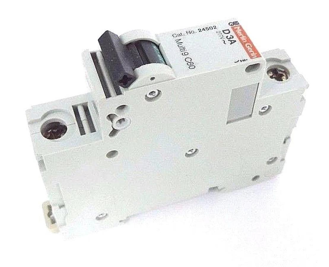Used NIB SQUARE D MULTI 9 C60 MINIATURE SUPPLEMENTARY PROTECTOR 24502, 3A, 1POLE
