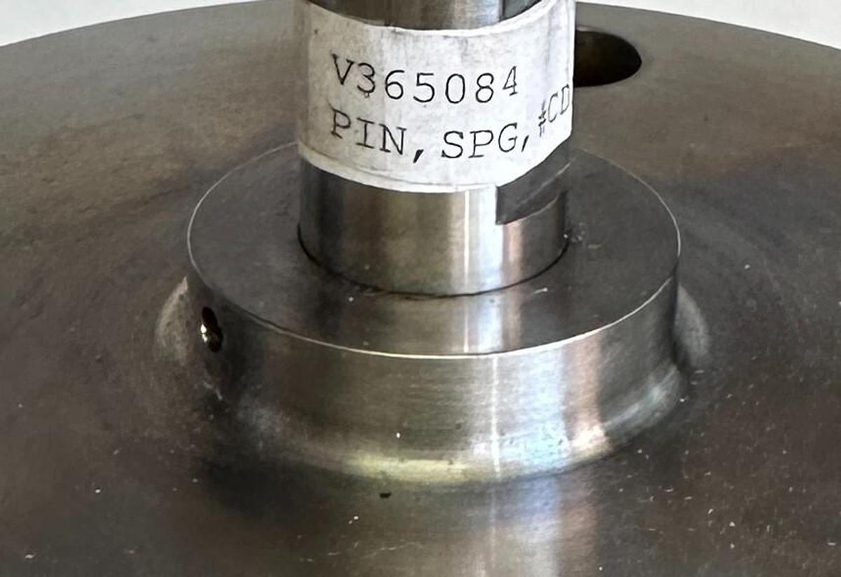 Used NEW SPX FLOW V991054244001000 PLUG/PIN/STEM ASSEMBLY TRIM, 8'' BAL 6'' MP 4-PORT