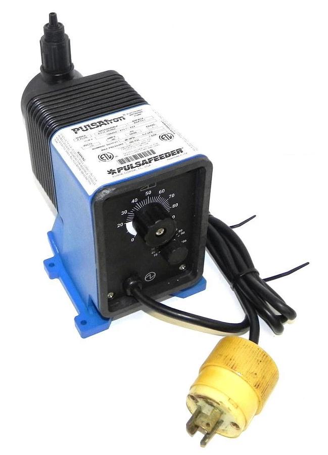 Used PULSATRON ELECTRONIC METERING PUMP LB64SA-PTC1-XXX PULSAFEEDER LB64SAPTC1XXX