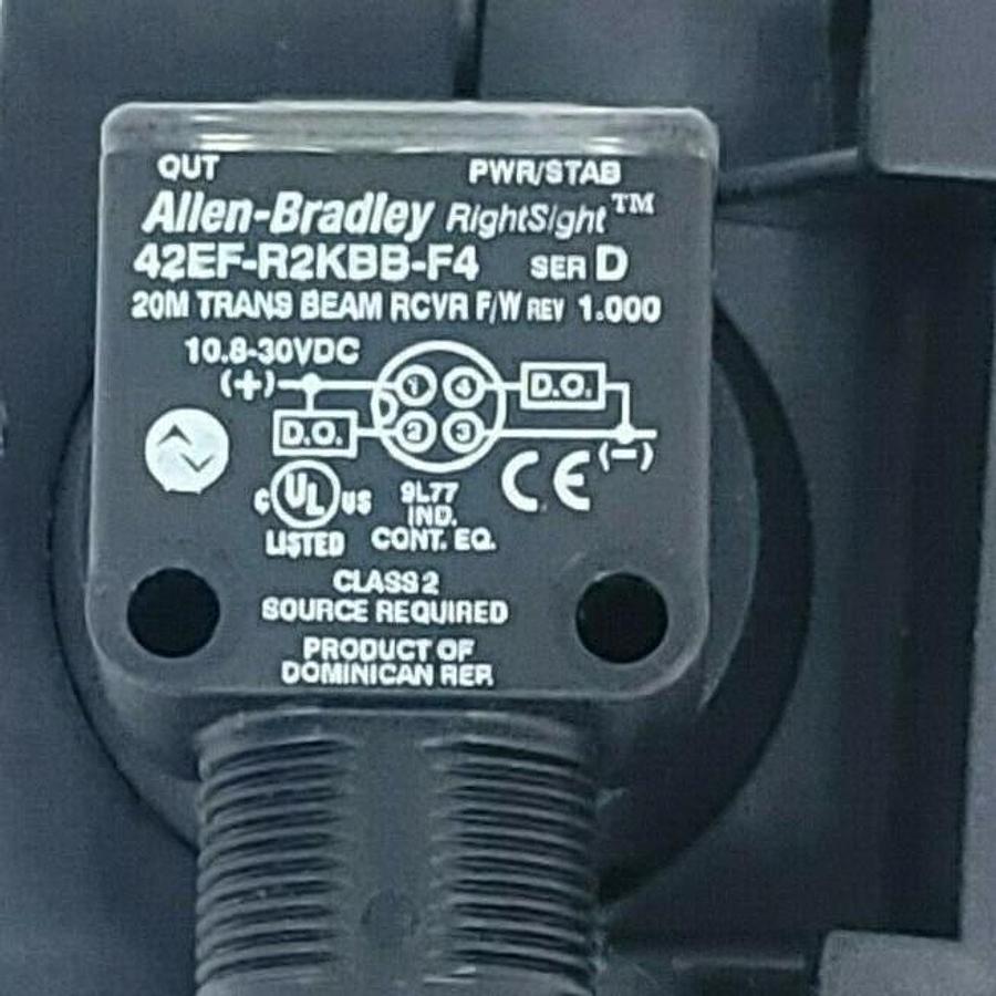 Used ALLEN BRADLEY 42EF-R2KBB-F4 SER. D PHOTOELECTRIC SENSOR W/ MOUNT