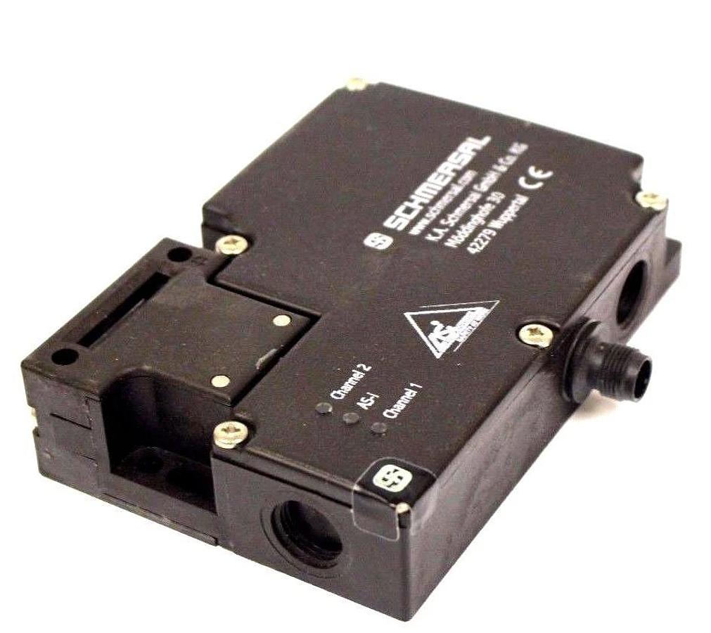 Used NIB SCHMERSAL AZM 161 B ST1-AS RAP 101209090 SAFETY INTERLOCK SWITCH 24VDC