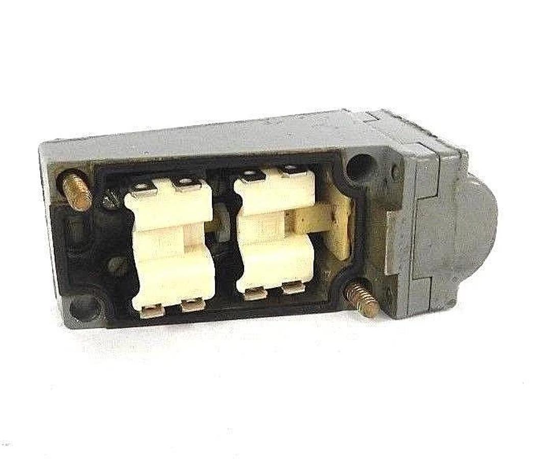 Used SQUARE D 9007-B62B LIMIT SWITCH SER. B, FORM: GK W/ OPERATING HEAD