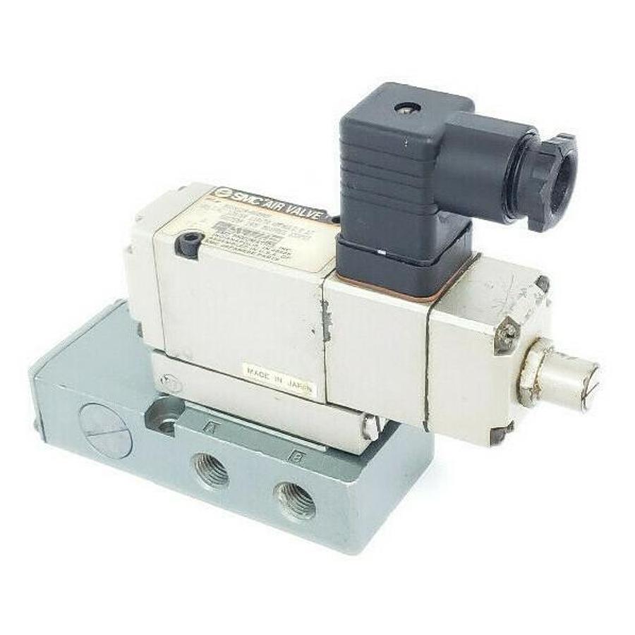 Used SMC NVS4114-0009KP5 SOLENOID VALVE 150PSI MAX 120VAC 60HZ W/ MANIFOLD BLOCK