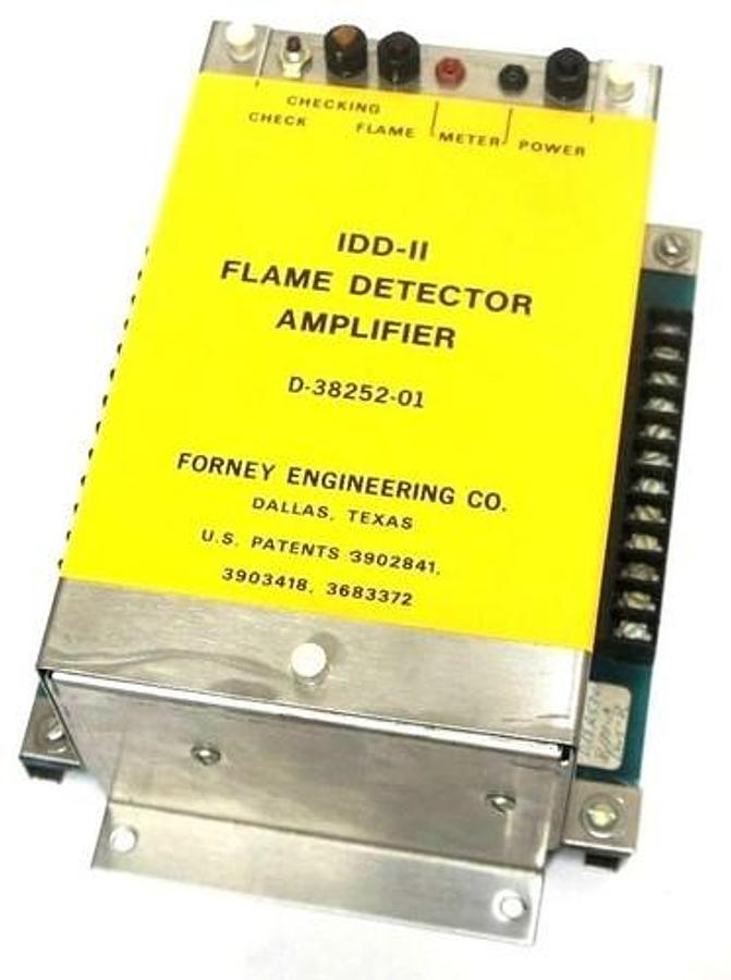 Used FORNEY IDD-II FLAME DETECTOR AMPLIFIER D-38252-01 D3825201