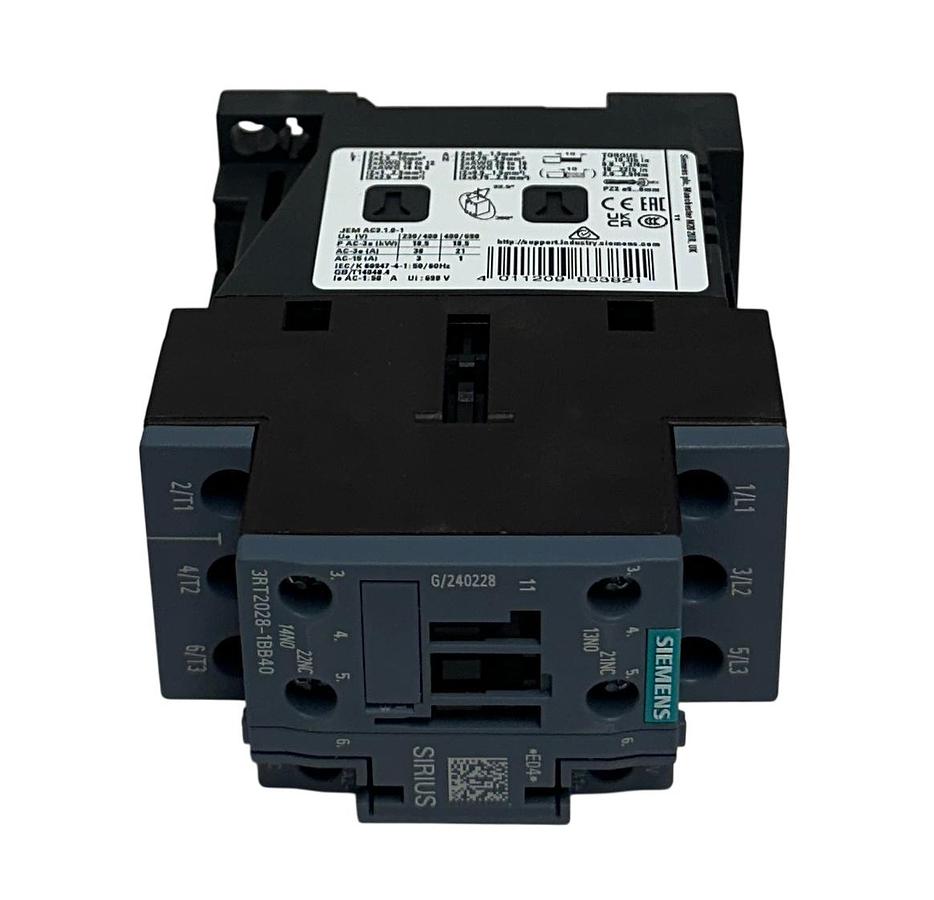 Used SIEMENS 3RT2028-1BB40 / 3RT20281BB40 SIRIUS MAGNETIC IEC CONTACTOR 3-POLE NSMP