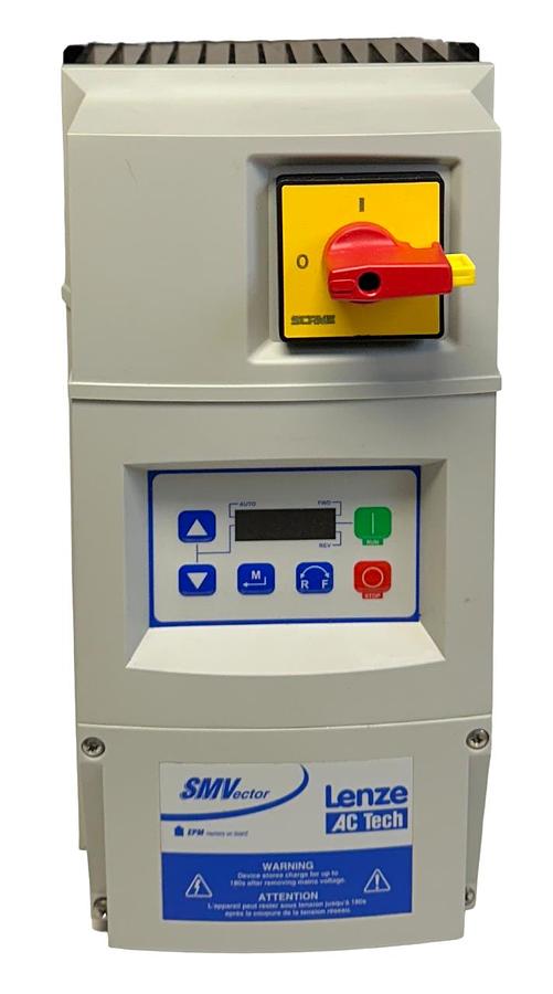 Used LENZE AC TECH ESV152N04TMC / 13374838 SMVector 1.5kW/2HP ESV152N04TMCXX1C42 NSMP