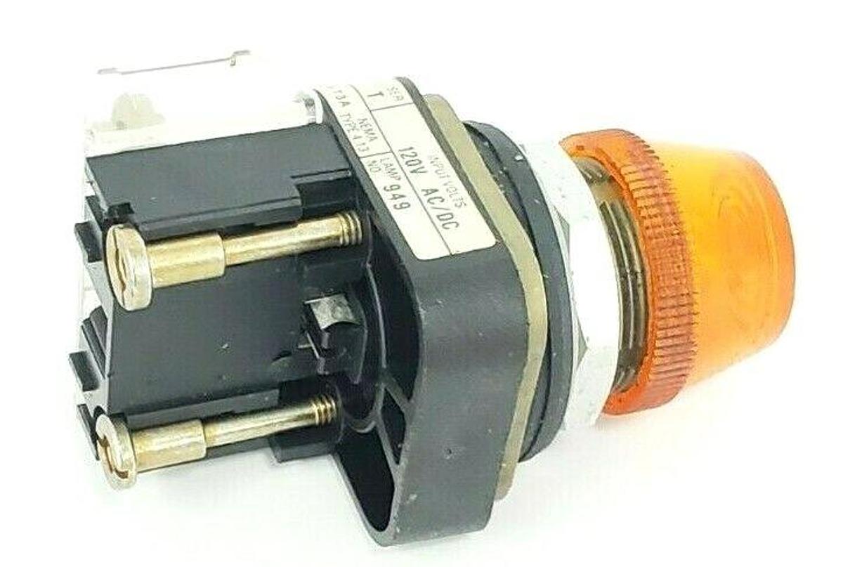 Used ALLEN BRADLEY 800T-Q10 SER. T PILOT LIGHT 800TQ10 AMBER