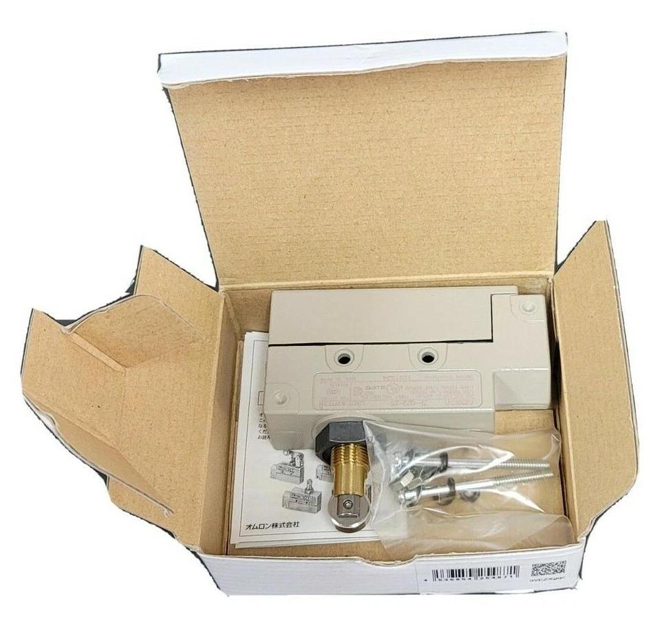 Used NIB OMRON ZE-Q22-2S LIMIT SWITCH ZEQ222S