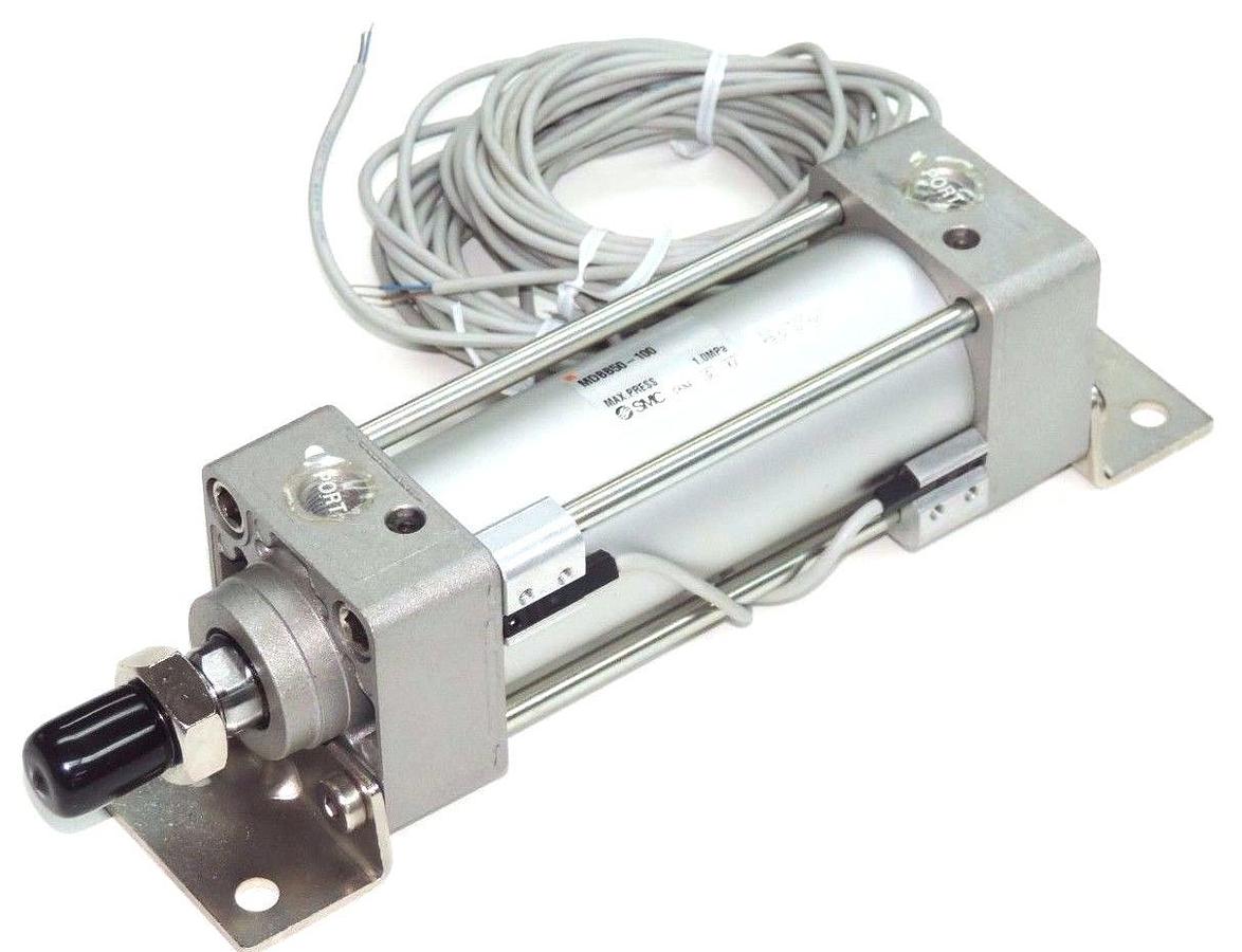 Used NEW SMC MDBB50-100 TIE ROD CYLINDER AUTO-SW MDBB50-100-Y59BZ W/ 2 REED SWITCHES