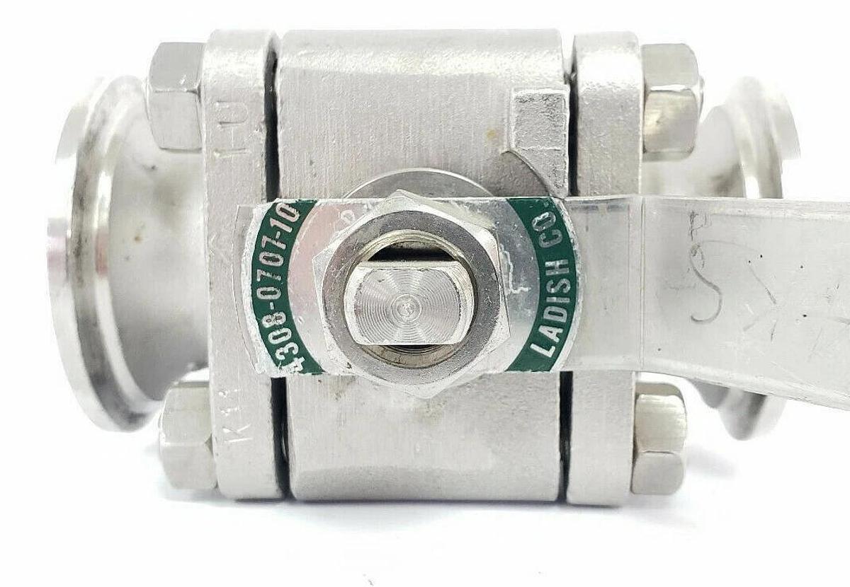 Used LADISH 1001-371 CF8M BALL VALVE 1001-372, 4308-0707-10, 250/100PSI, 100/320DEG F