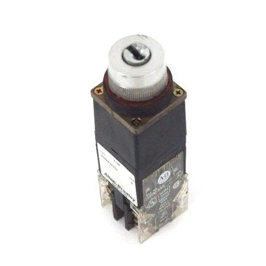Used ALLEN BRADLEY 800MR-N31Q SELECTOR SWITCH SER A W/ 800M-XAK CONTACTS SER A
