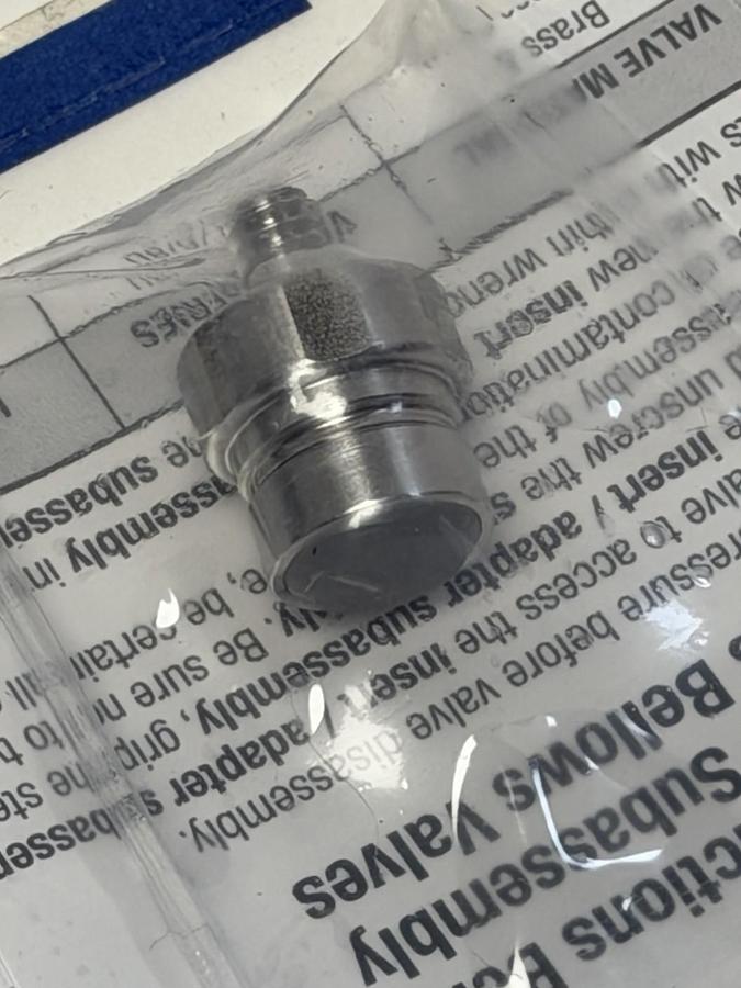 NEW SWAGELOK SS-8BK-K5 INSERT/ADAPT KIT, SC11 CLN