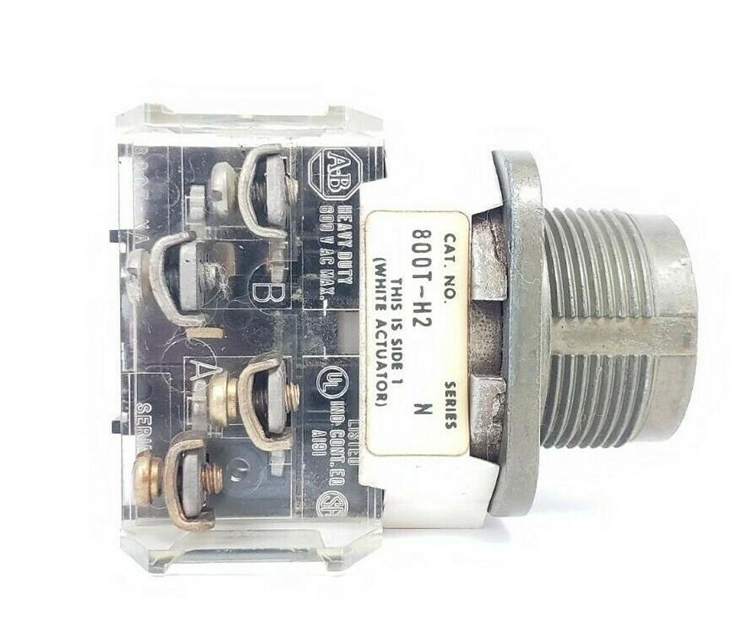 Used ALLEN BRADLEY 800T-H2 SELECTOR SWITCH SER. N 800TH2 W/ CONTACT BLOCK