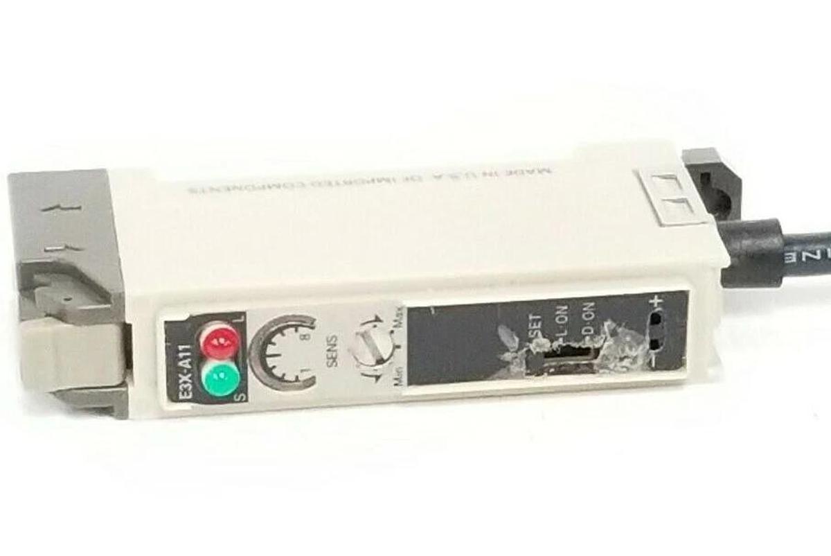 Used OMRON E3X-A11 PHOTOELECTRIC SWITCH E3XA11, 10 TO 30 VDC (NO COVER) 36'' LEAD