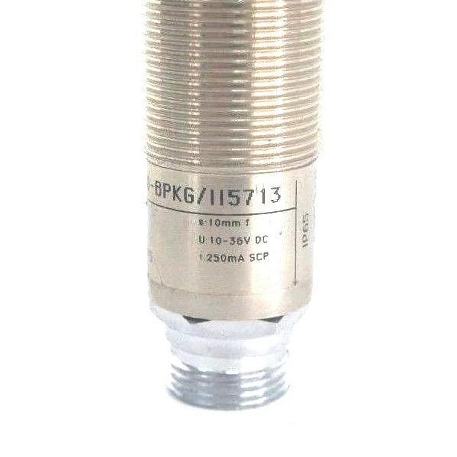 Used IFM EFECTOR IIA3010-BPKG/II5713 PROXIMITY SENSOR IIA3010-BPKG, II5713