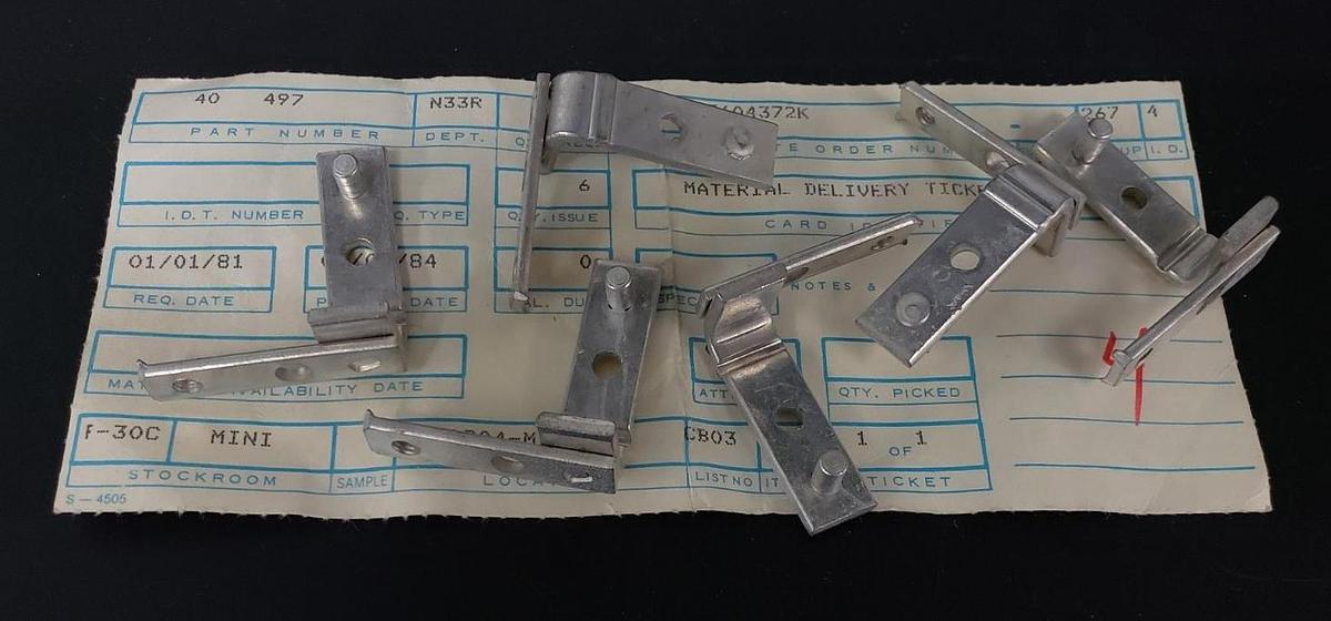 Used LOT OF 6 NEW GENERIC 40-497 BRACKETS 40497