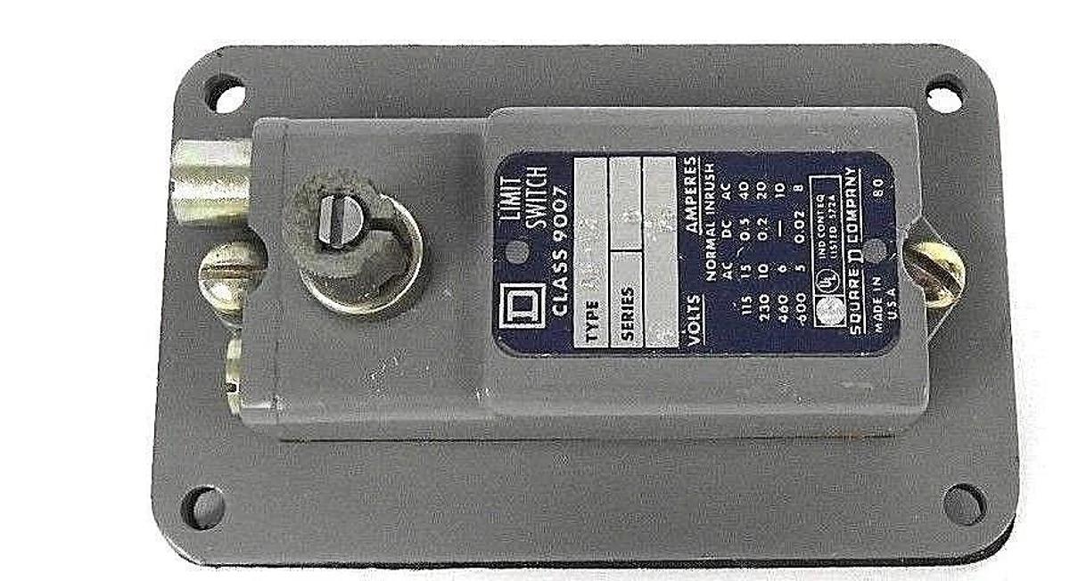 Used NEW SQUARE D 9007-AF-12 LIMIT SWITCH 9007AF12, SER. D