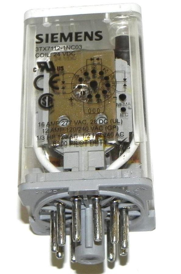 Used SIEMENS 3TX7112-1NC03 RELAY, COIL 24VDC, 3PDT, 11 PIN, PUSH BTN. DOOR, LED, FLAG