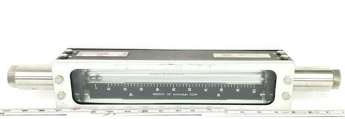 Used BROOKS INSTRUMENTS 1110-08H2B1A SLPM FLOW METER, 0-100% OF MAX FLOW, 111008H2B1A