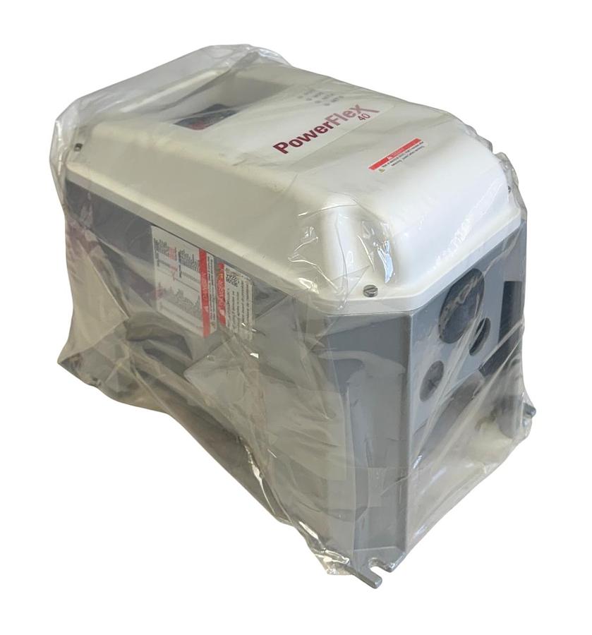 Used ALLEN BRADLEY 22B-D2P3C104 /A PowerFlex 40 AC DRIVE 0.75kW/1HP 342-528VAC NSMP