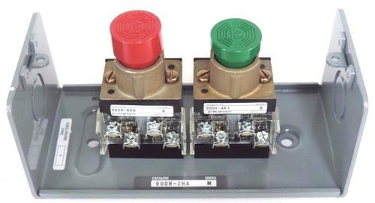 NIB ALLEN BRADLEY 800H-2HA PUSHBUTTON STATION 800H2HA SER. M TYPE 1