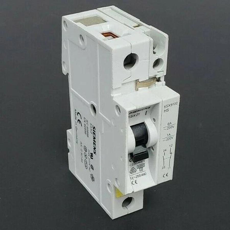 Used SIEMENS 5SX21-C10 CIRCUIT BREAKER 5SX21C10 W/ 5SX9100-HS CONTACT BLOCK 5SX9100HS