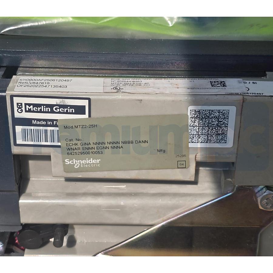 Used Square D Schneider MTZ2-25H MicroLogic 6.0Xi Masterpact Circuit Breaker 2500A 4P