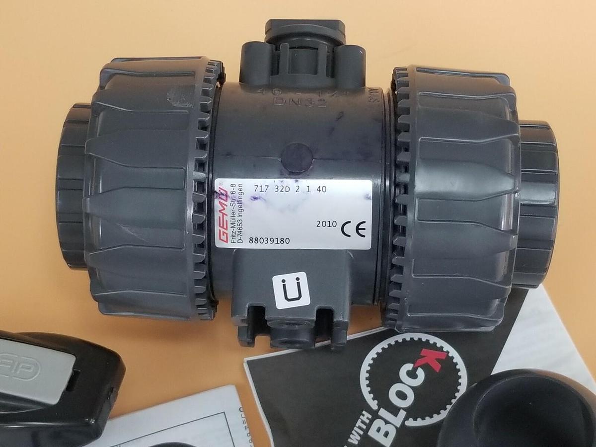 Used NEW GEMU 4500252127 VKD DUAL BLOCK 2-WAY BALL VALVE DN10-50, 717-32D-2-1-40