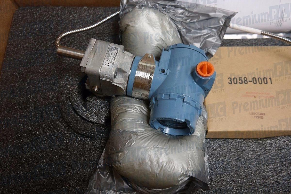 Used ROSEMOUNT 3051CD2A22A1AS2M5K5 3051C COPLANAR PRESSURE TRANSMITTER W/2 1199 SEALS