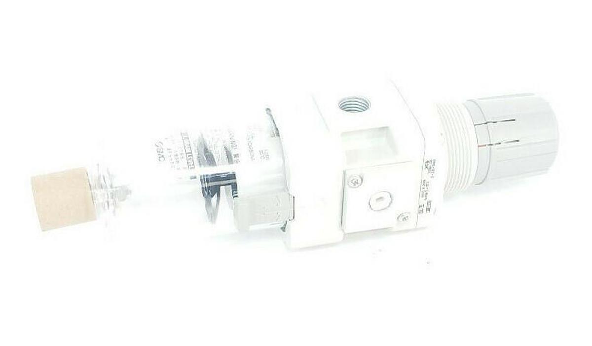 NEW SMC AW30-02BG-B FILTER REGULATOR AW3002BGB