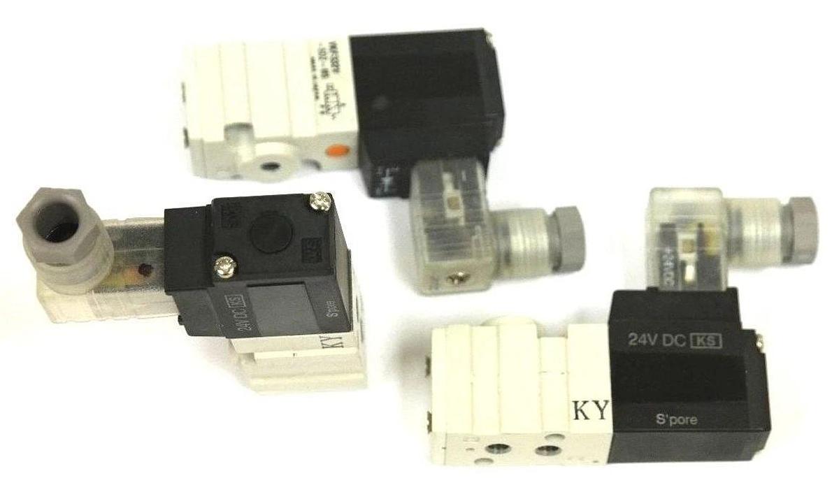 LOT OF 3 NEW SMC VKF332V-5DZ-M5 VALVES, SGL SOL, BODY PT VKF332V5DZM5, 24VDC