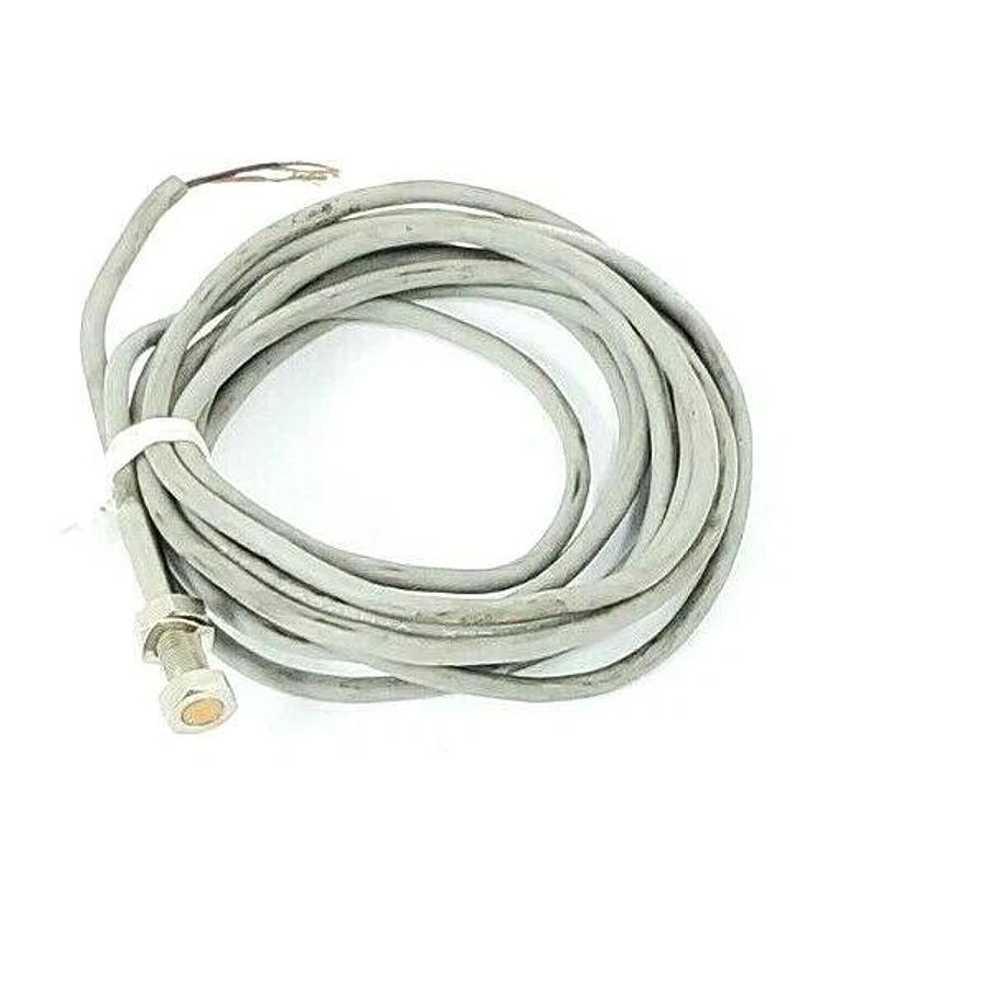 Used GENERAL ELECTRIC CR215DB05SA3NB PROXIMITY SWITCH 10-30VDC, 5MM BARREL