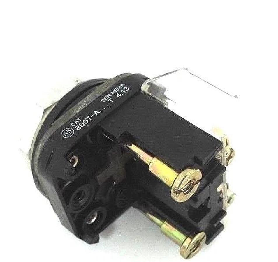 Used ALLEN BRADLEY 800T-A PUSHBUTTON 800TA, SER. T W/ 800T-XD1 SER. D CONTACT BLOCK