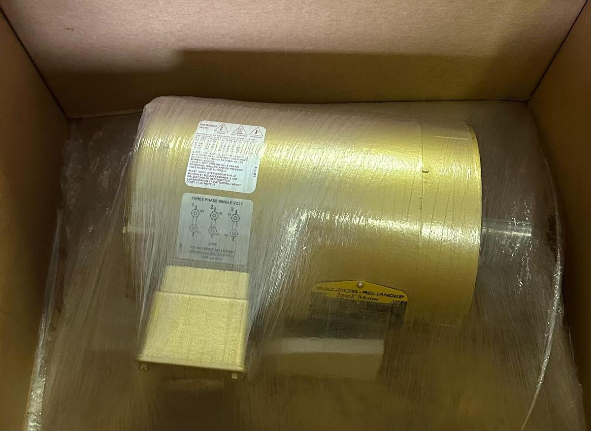 Used NEW BALDOR RELIANCE ELECTRIC 21256500 ELECTRIC Super-E MOTOR 1HP 35W900Q227G1
