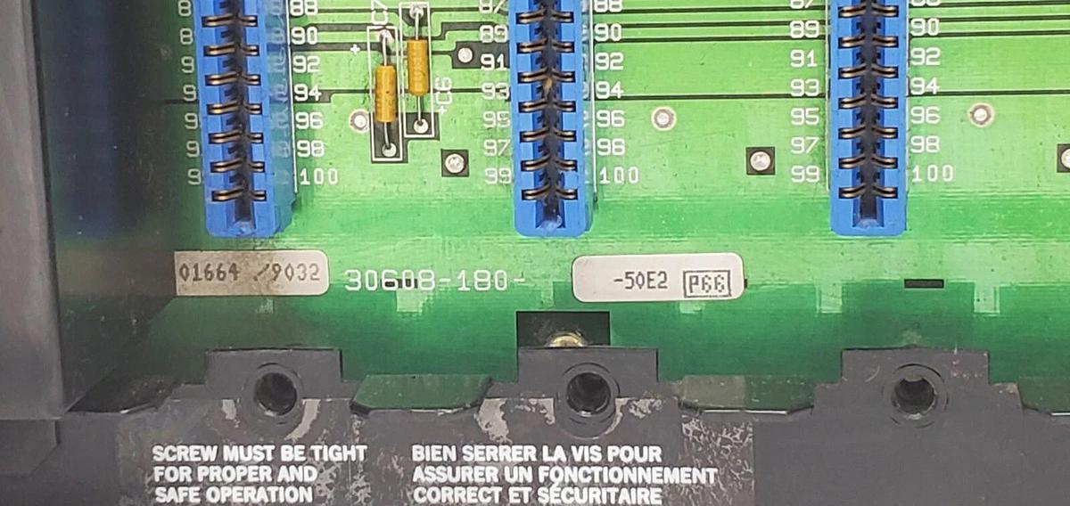 Used SQUARE D SYMAX 8030 RRK-100 SER. 03 5-SLOT REG. RACK CHASSIS ASSEMBLY 8030RRK100