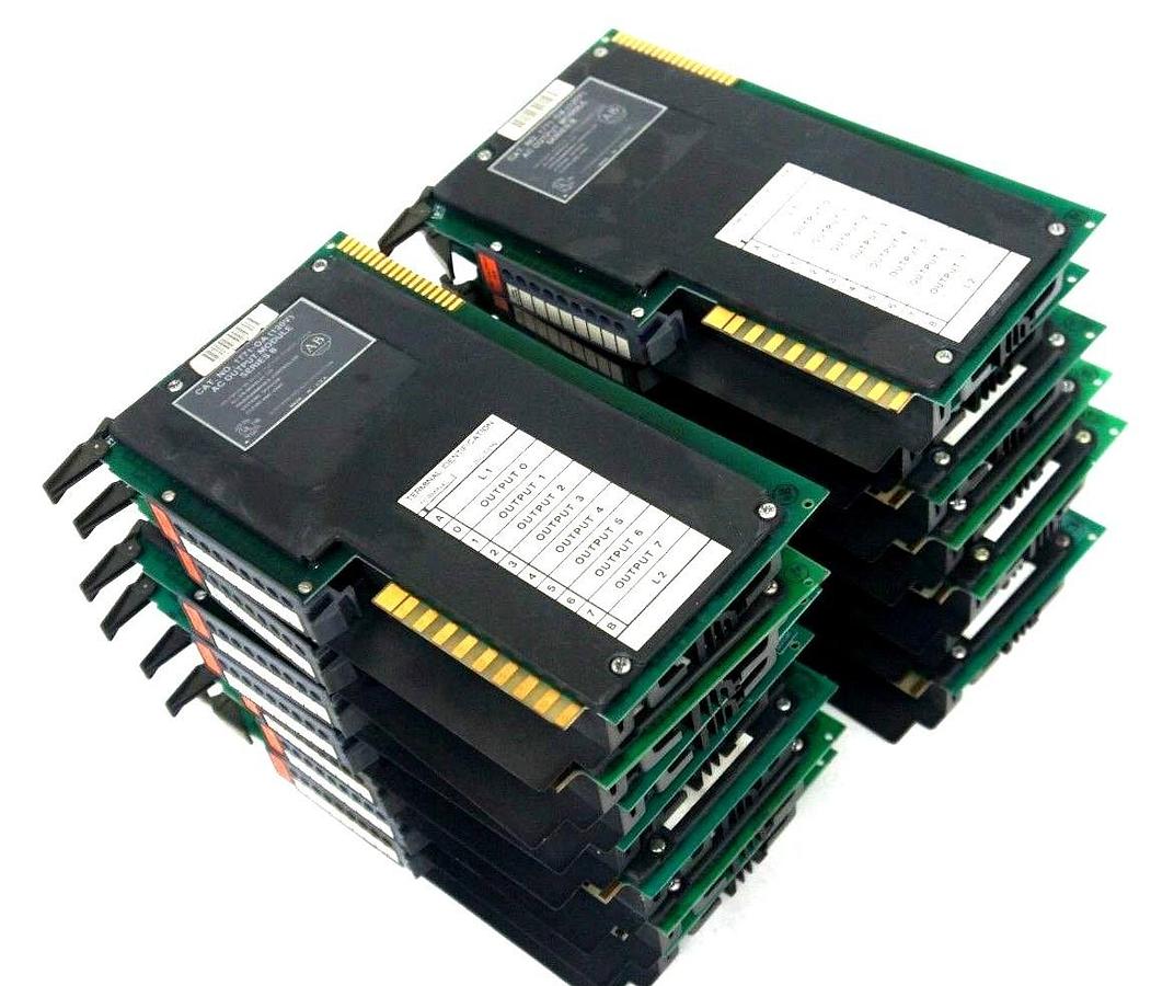 Used LOT OF 14 ALLEN BRADLEY 1771-OA (120V) AC OUTPUT MODULES SER B, 120V, 1771OA