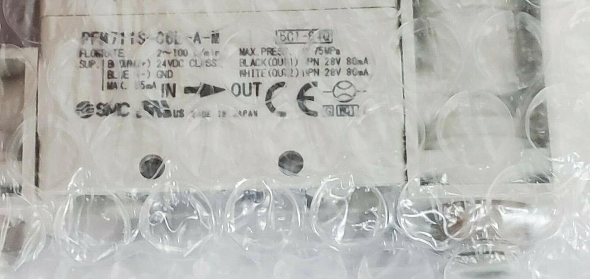Used BOX OF 2 NEW SMC PFM711S-C6L-A-M DIGITAL FLOW SWITCH 5C1-84Q PF1E90 PFM711SC6LAM