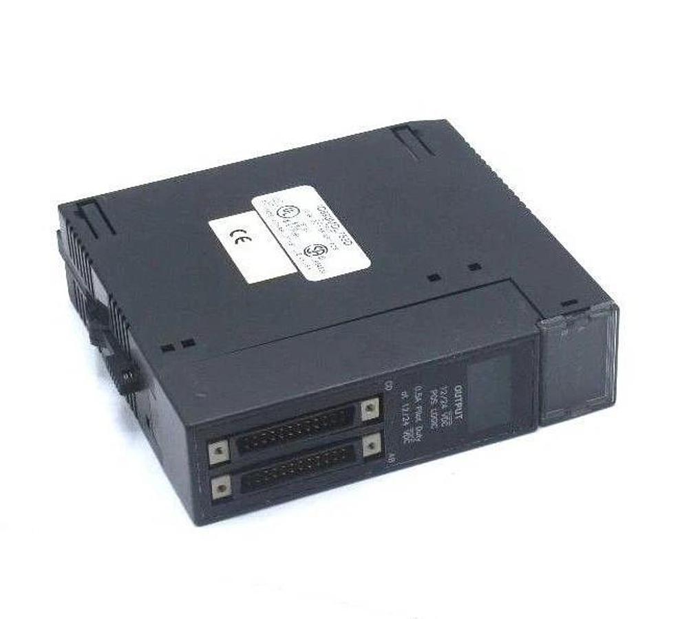 Used GE FANUC IC693MDL753D OUTPUT MODULE 12/24VDC, 0.5A, 32PT POS