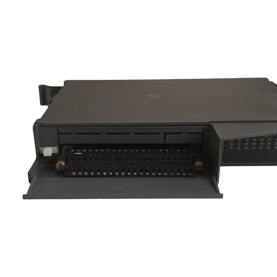Used Giddings & Lewis 502-03605-00R3 PiC900 32PT Input Module 24VDC 502-03605-00 USPI