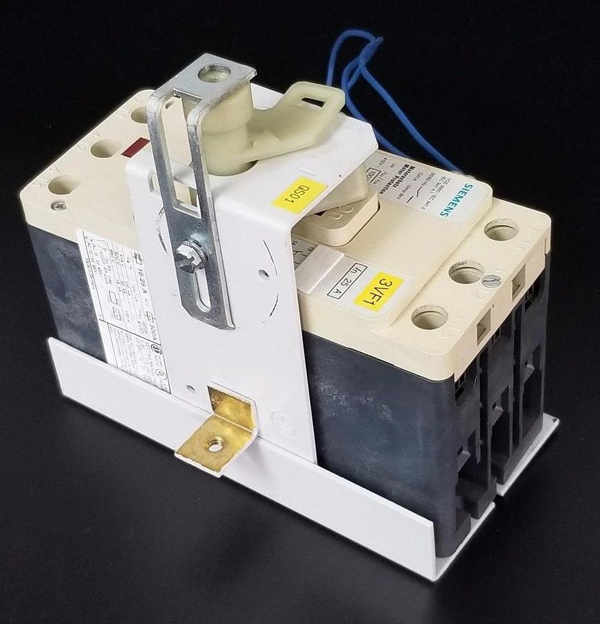 Used SIEMENS 3VF1 231-1DD11-0AA0 CIRCUIT BREAKER W/ BRACKET 3VF12311DD110AA0