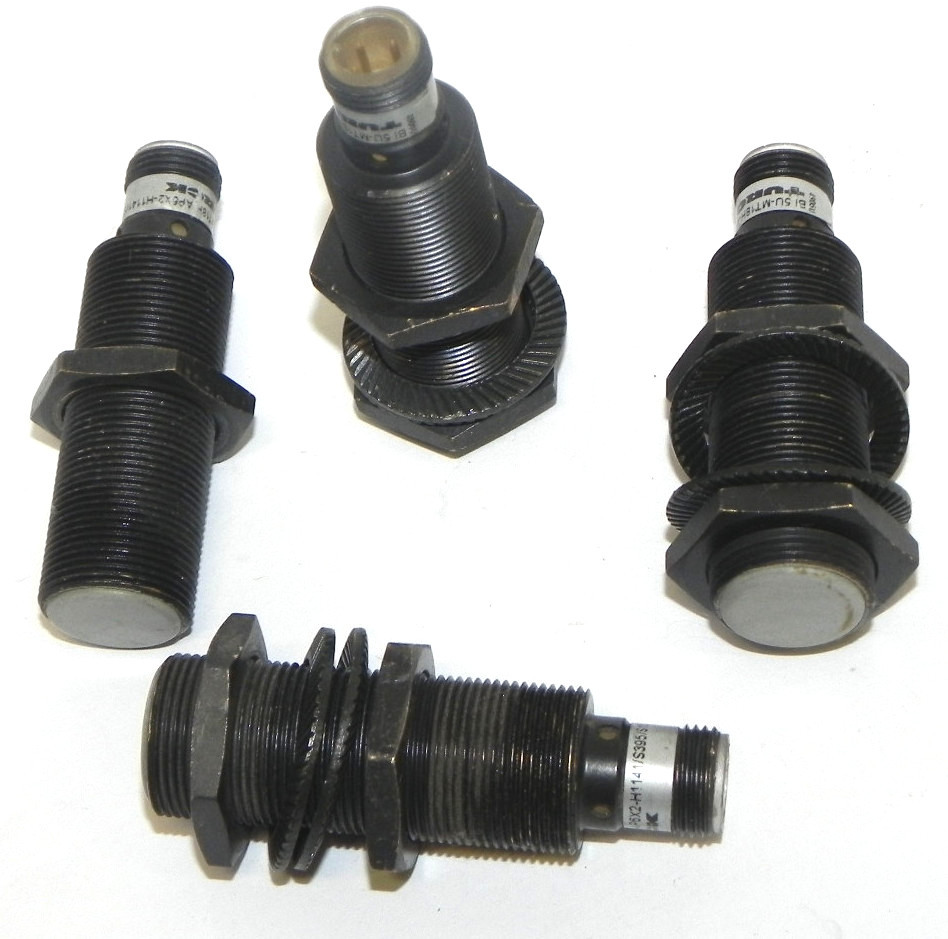 Used LOT OF 4 TURCK BI5U-MT18H-AP6X2-H1141/S395/S1589 SENSORS BI5U-MT18H-AP6X2-H1141